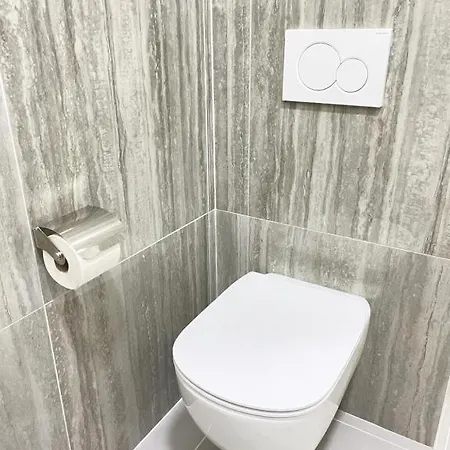 Miklosiceva Hostel *