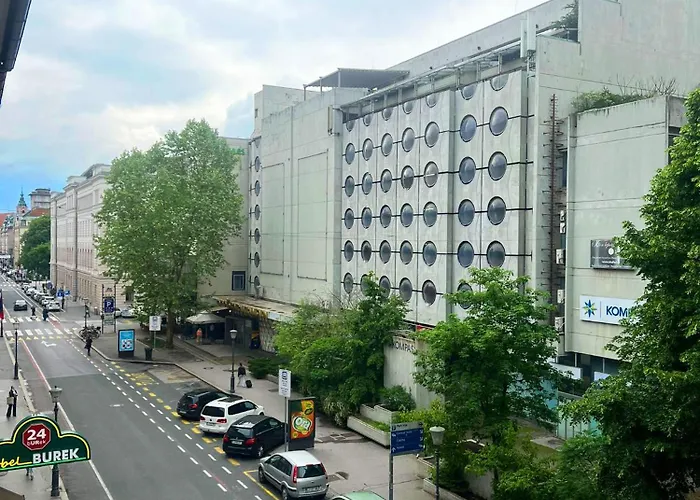 Miklosiceva Albergue Liubliana